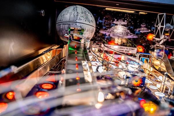 Star Wars Comic Home Edition Pinball Machine - Operation Pinball