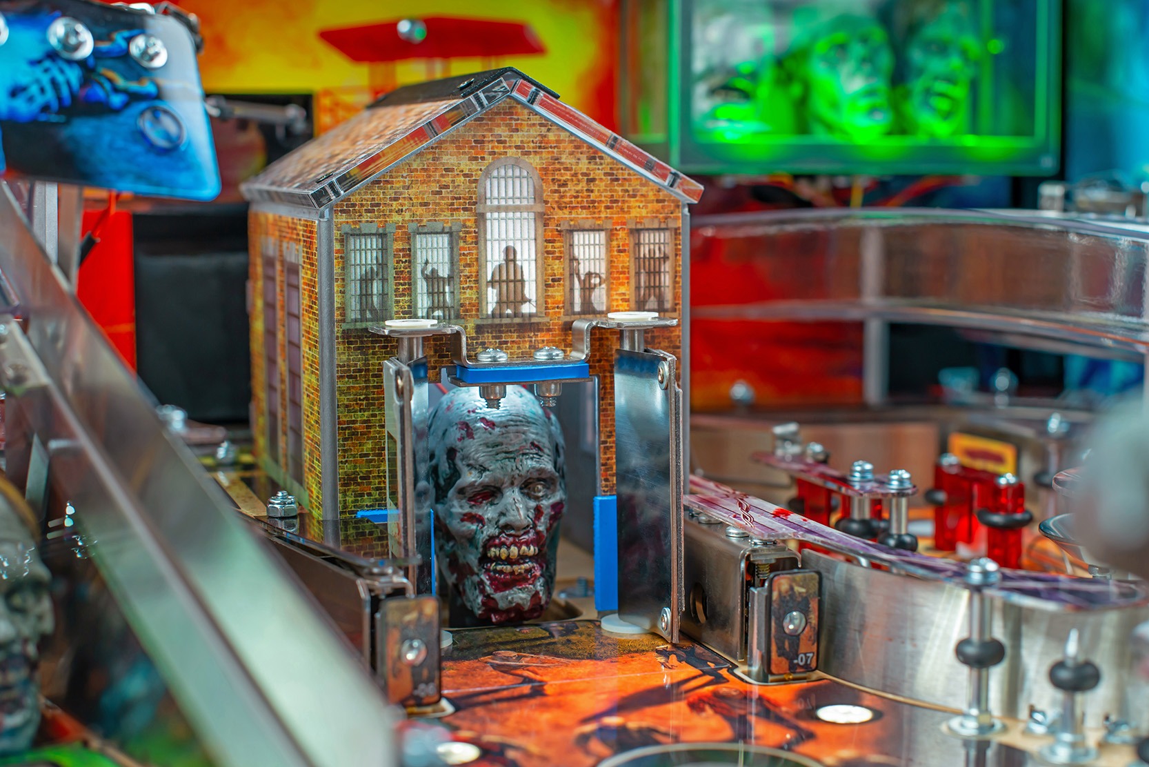The Walking Dead Remastered Limited Edition Pinball Machine from Stern - Image 8