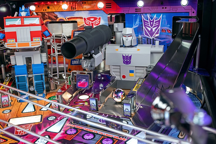 TRANSFORMERS: More Than Meets the Eye Limited Edition Pinball Machine from Stern - Image 4